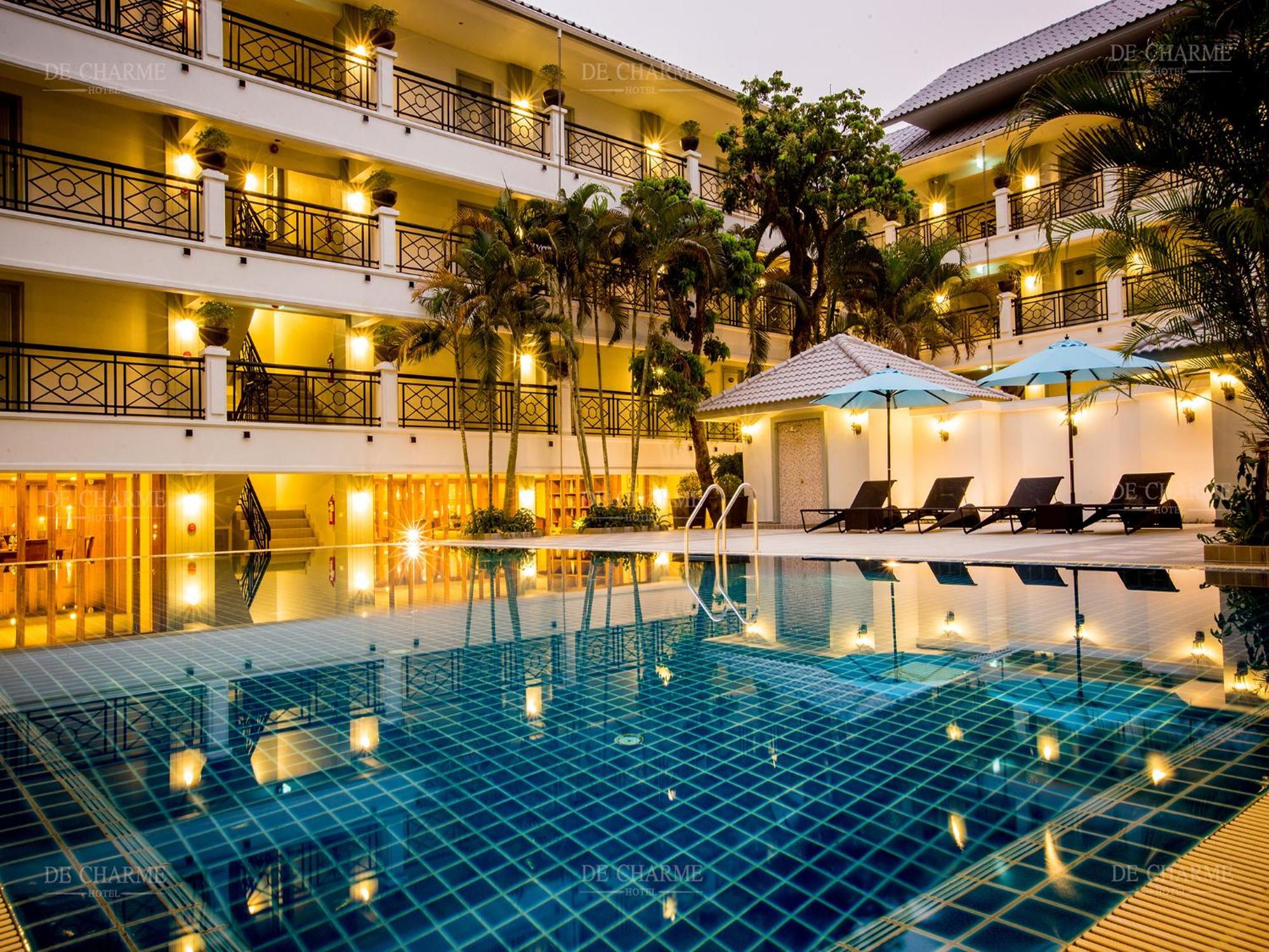 Decharme Hotel Chiang Mai Bagian luar foto