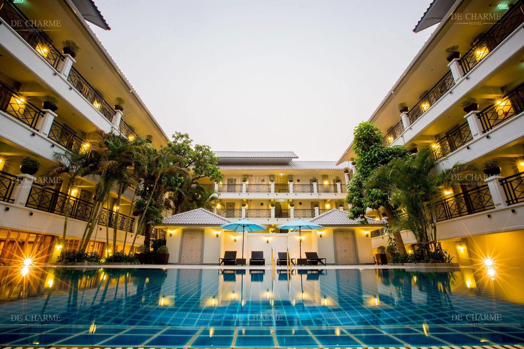 Decharme Hotel Chiang Mai Bagian luar foto